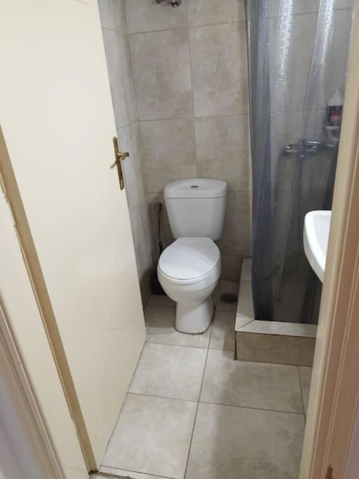 Small Apartment In The Heart Of Piraeus! Notara 43 Extérieur photo